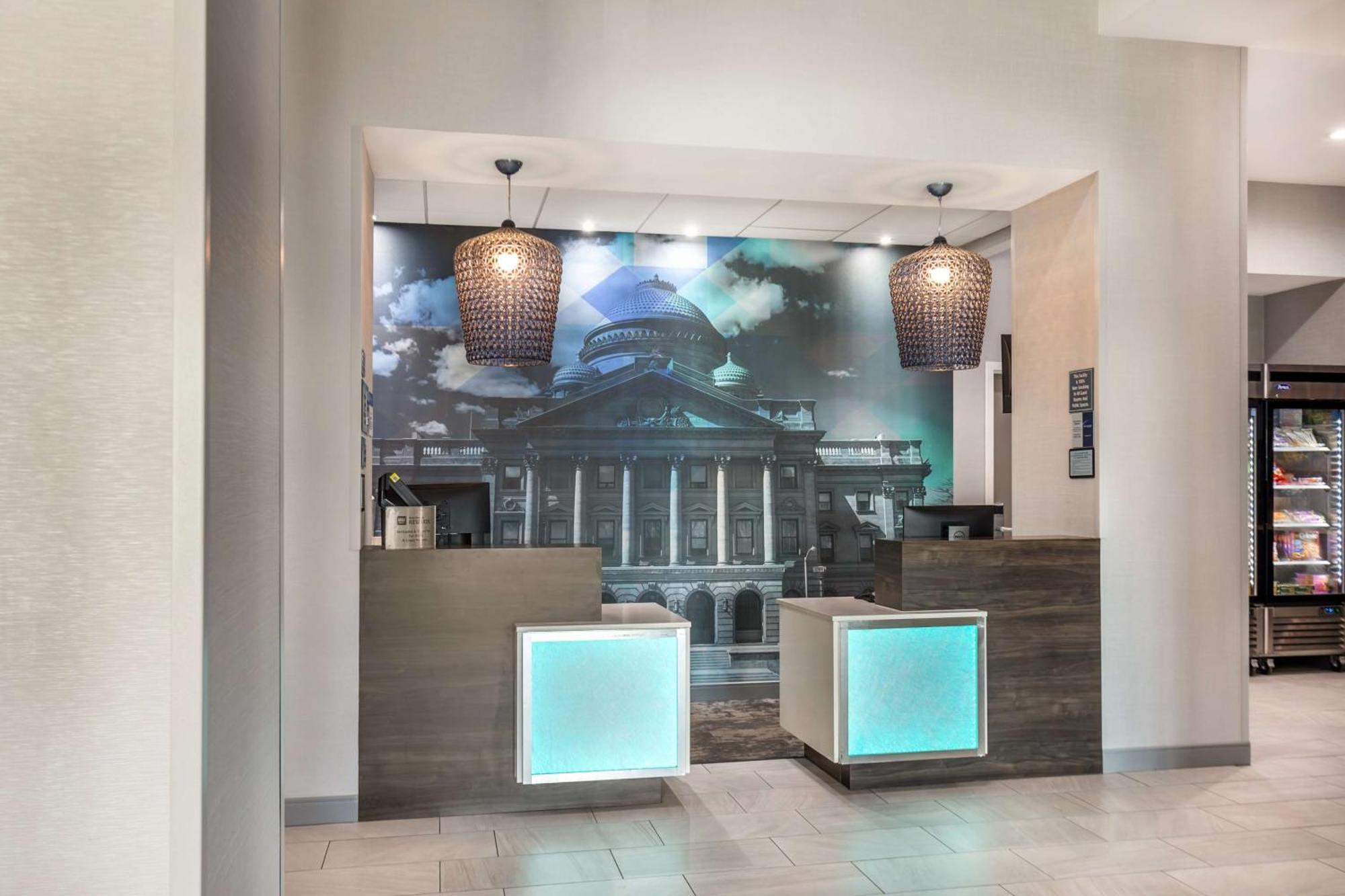 Pittston Best Western Plus Wilkes Barre-Scranton Airport Hotel מראה חיצוני תמונה