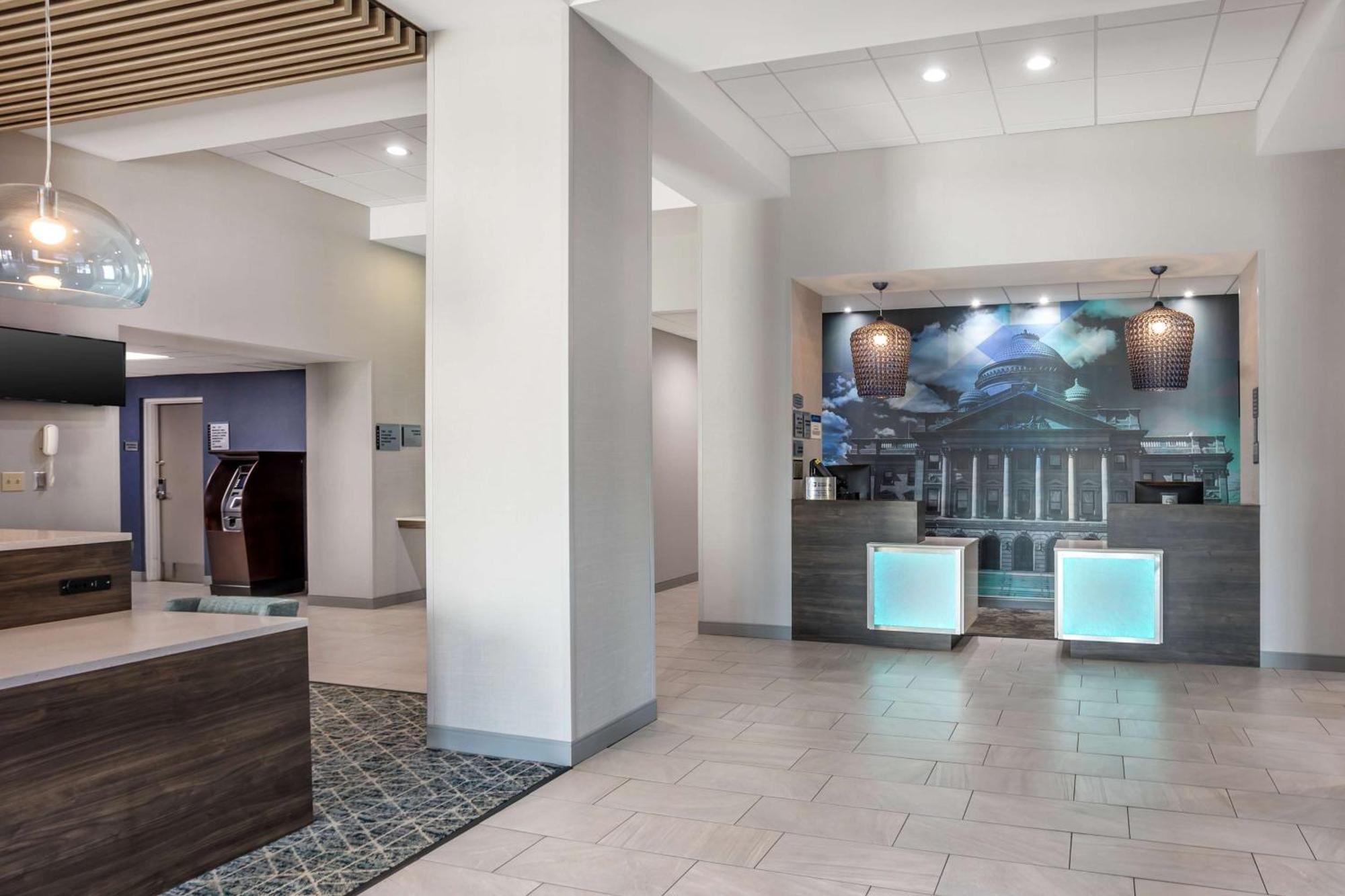 Pittston Best Western Plus Wilkes Barre-Scranton Airport Hotel מראה חיצוני תמונה